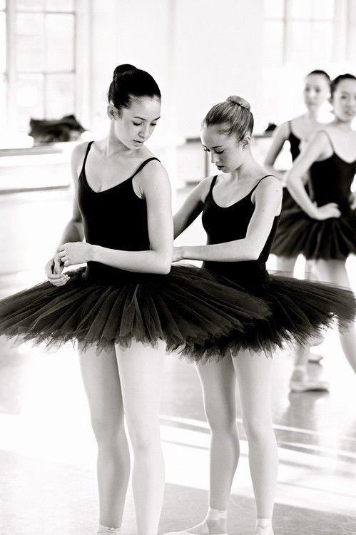 PVC塑胶地板与其它材料地板之比较