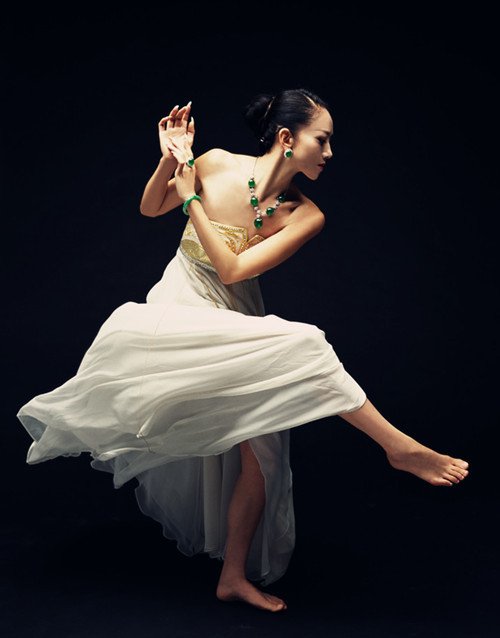 塑胶地板的清洁保养