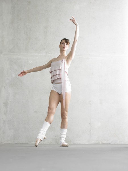 PVC运动地板价格差距的原因