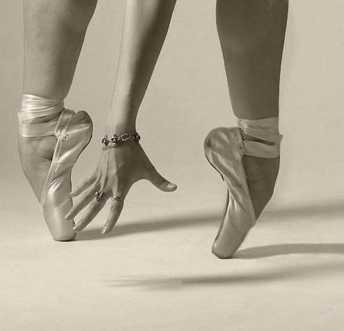 PVC塑胶地板与地板革有什么区别?