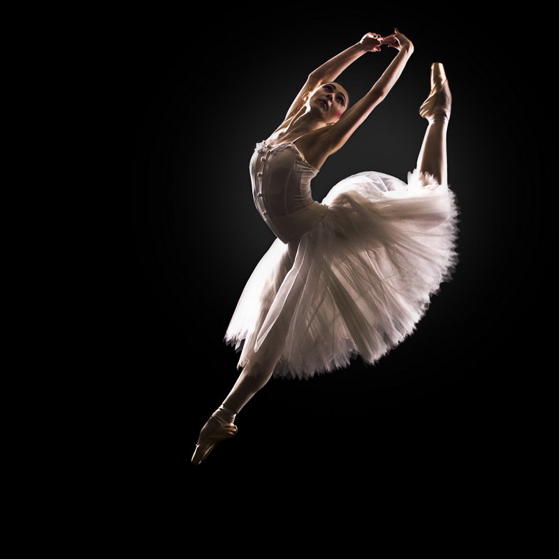 常见的舞台木地板厚度